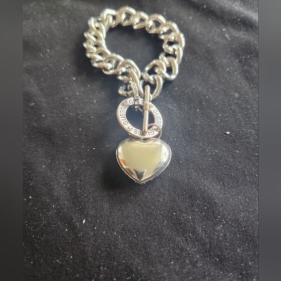 Guess braclet - Picture 5 of 6
